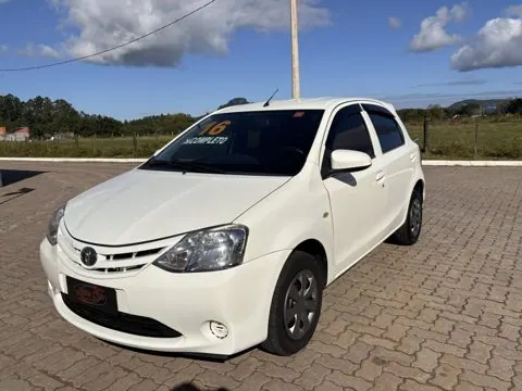 Toyota Etios Hatch